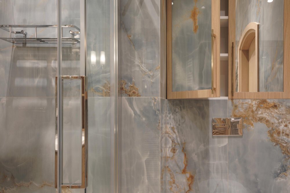 How a Cultured Marble Shower Transformed One Outdated Bathroom